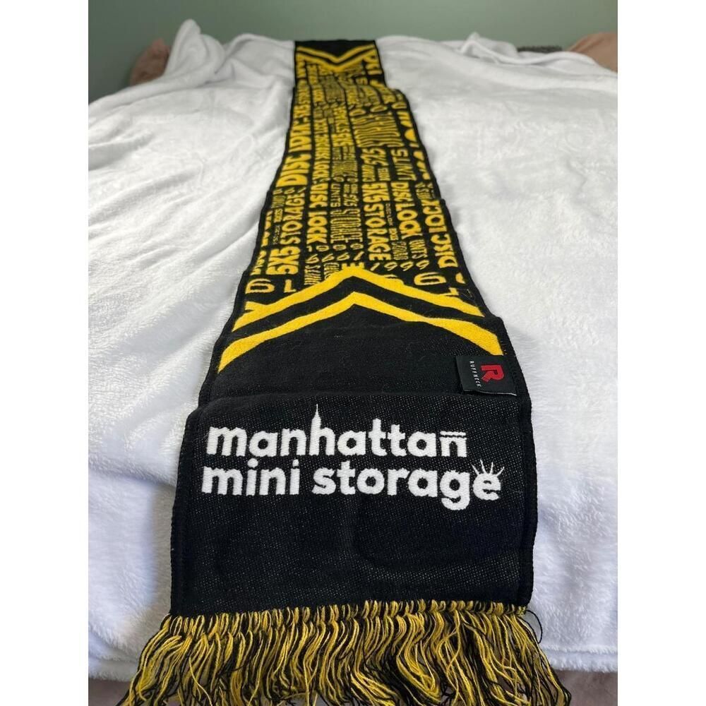 Ruffneck Manhattan Mini Storage Mart Scarf Black Yellow Knit Soccer Style Fringe